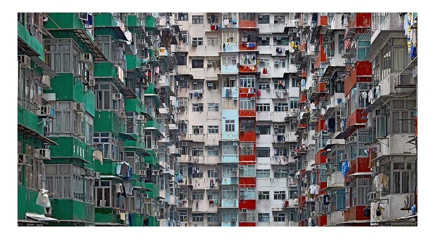 LIFE IN THE CITIES ARCHITECTURE OF DENSITY HONG KONG 2003 2014 MICHAEL WOLF
