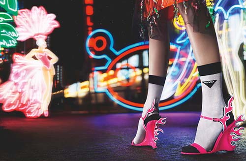 Il sogno al NEON di PRADA